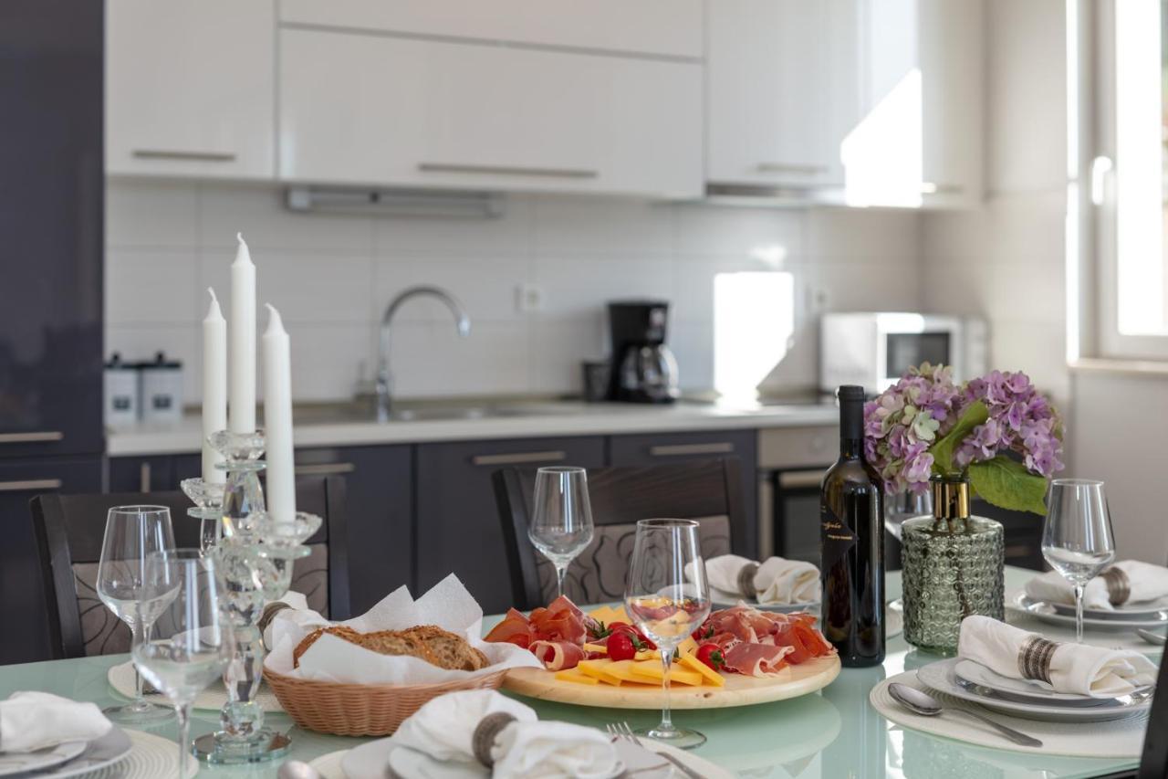 Apartments Tanita ポドストラナ エクステリア 写真