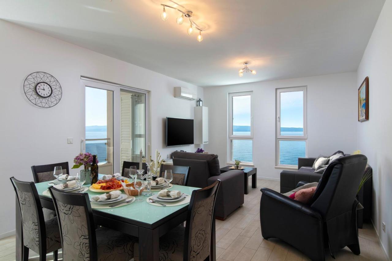 Apartments Tanita ポドストラナ エクステリア 写真