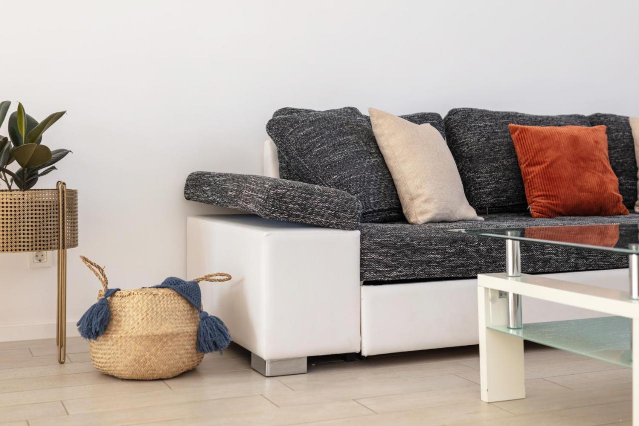 Apartments Tanita ポドストラナ エクステリア 写真