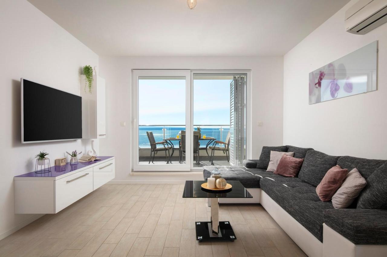 Apartments Tanita ポドストラナ エクステリア 写真