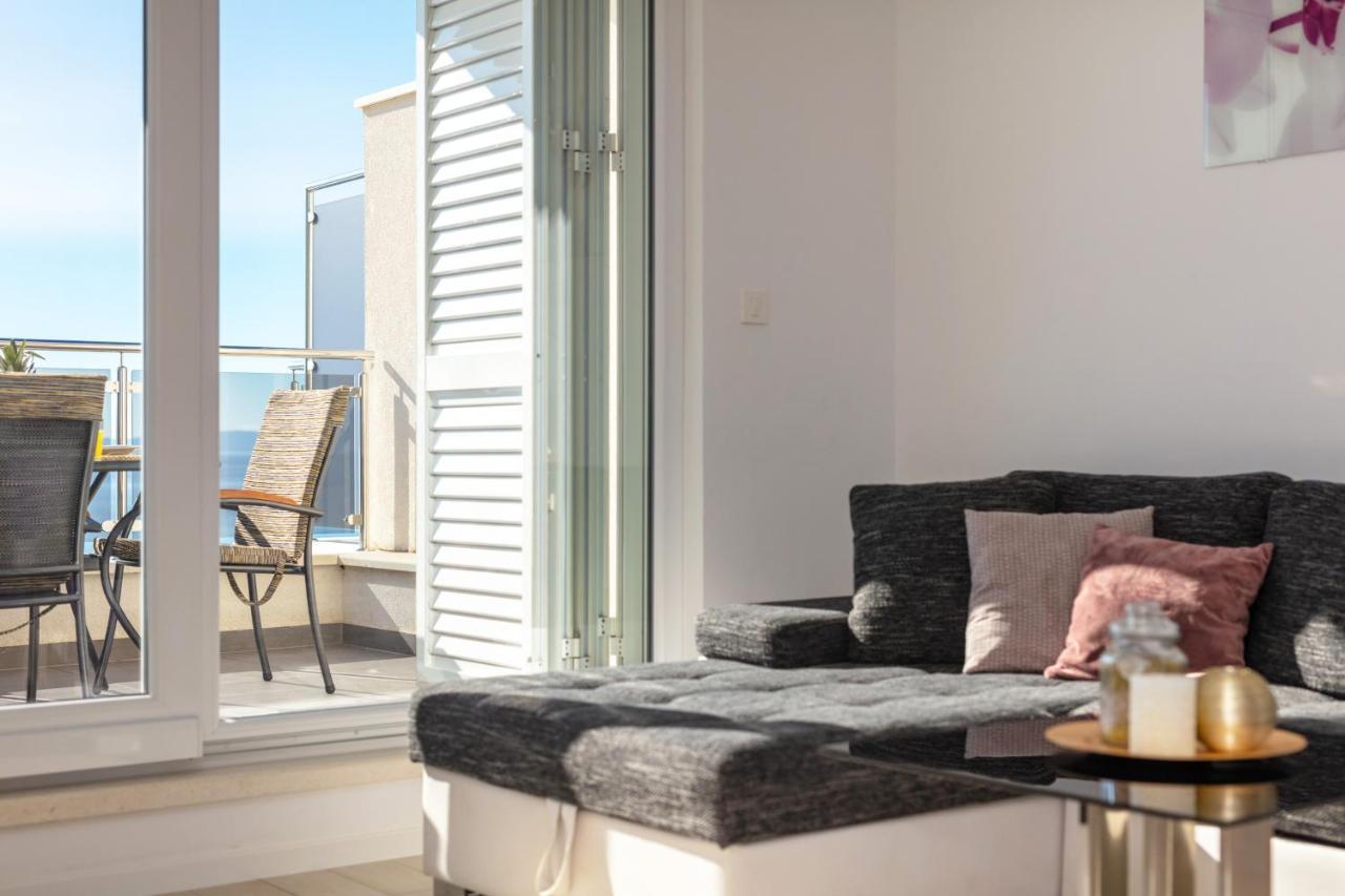 Apartments Tanita ポドストラナ エクステリア 写真