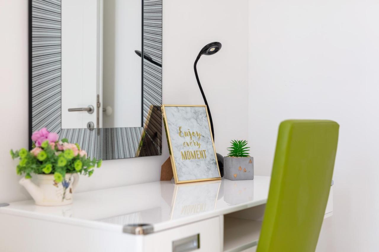 Apartments Tanita ポドストラナ エクステリア 写真